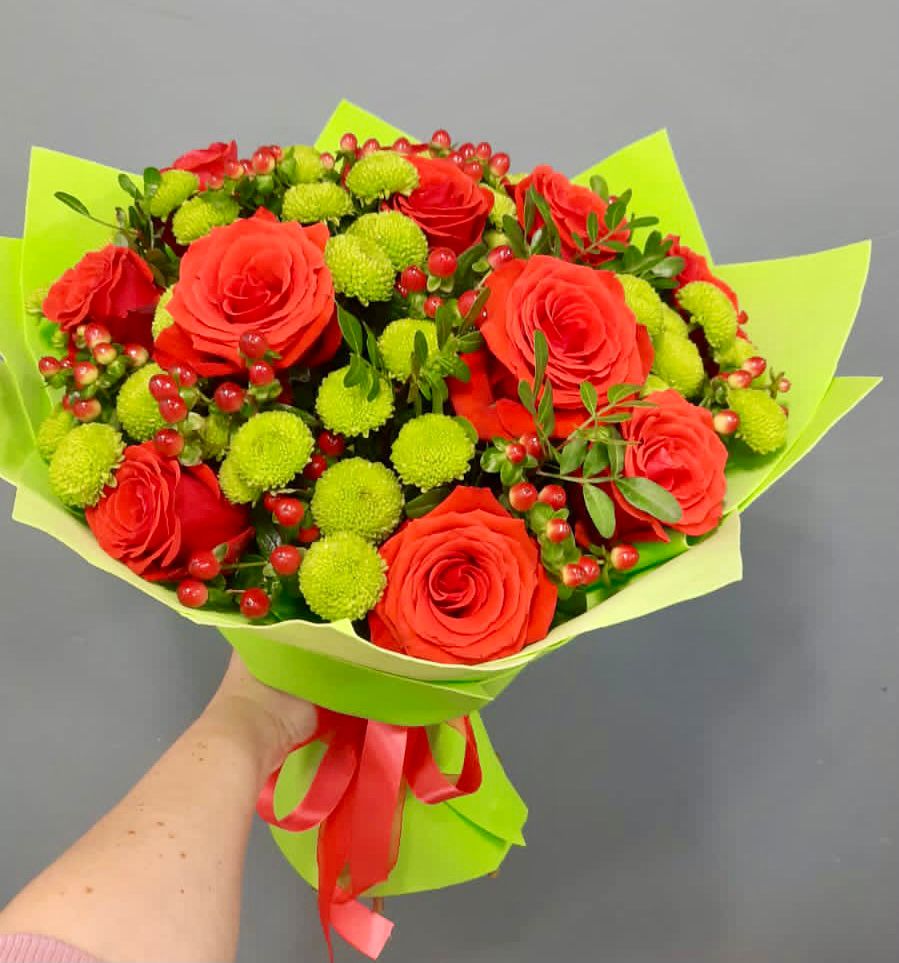 Букет цветов из: Хризантемы и Розы в Вознесенской Республики Ингушетия