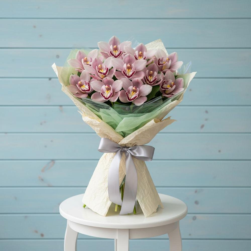 Букет цветов из: Орхидеи и Розы в Вознесенской Республики Ингушетия