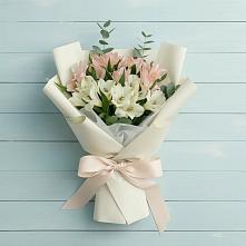 Букет цветов из:  Альстромерии #REPLACE_PRED# Вознесенской Республики Ингушетия