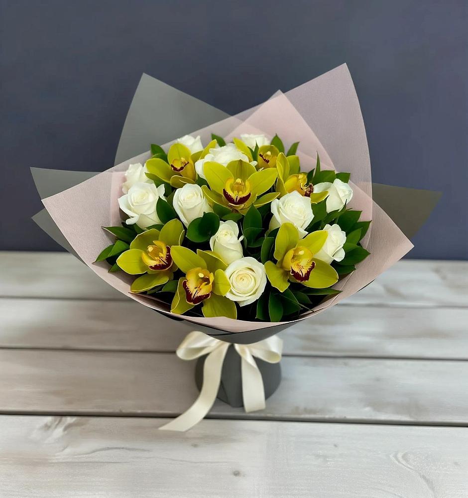 Букет цветов из: Орхидеи и Розы в Вознесенской Республики Ингушетия