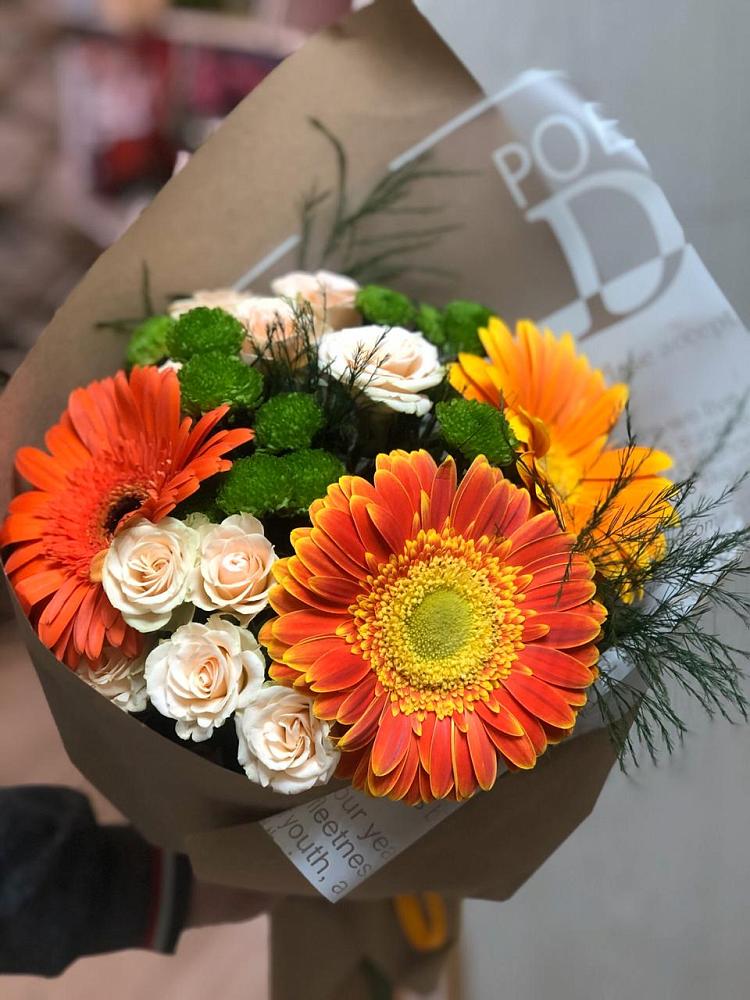 Букет цветов из: Герберы, Хризантемы и Розы в Вознесенской Республики Ингушетия